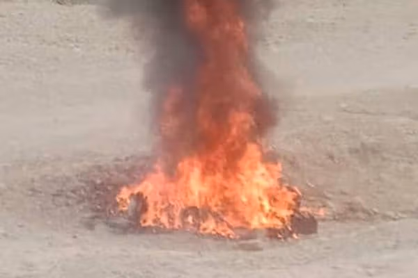 طالبانو په ننګرهار کې د موسیقۍ لسګونه الات او وسایل وسوځول