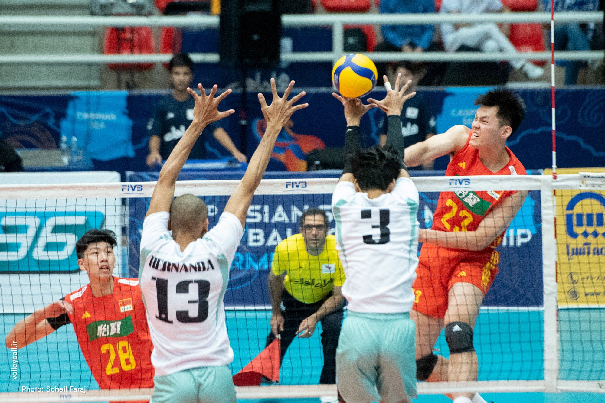 والیبال قهرمانی مردان آسیا؛ چین در یک بازی نفسگیر اندونیزیا را شکست داد