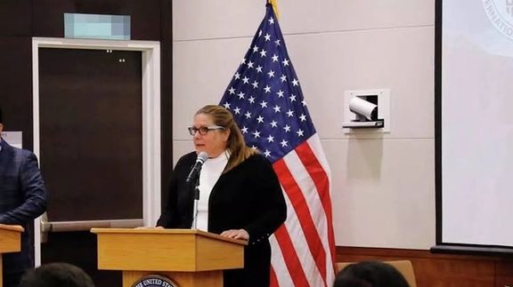 کرن ډېکر: د طالبانو تر واک لاندې افغانستان کې خبریالان له ناروښانه راتلونکې سره مخامخ دي