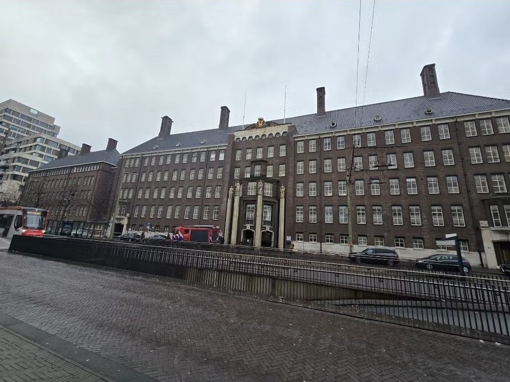 هولندا تقرر ترحيل امرأتين أفغانيتين بزعم قدرتهما على التكيف مع "قوانين طالبان"