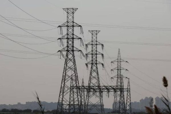 په هرات کې د سختو ورښتونو او توپانونو له امله د ترکمنستان وارداتي برېښنا پرې شوې