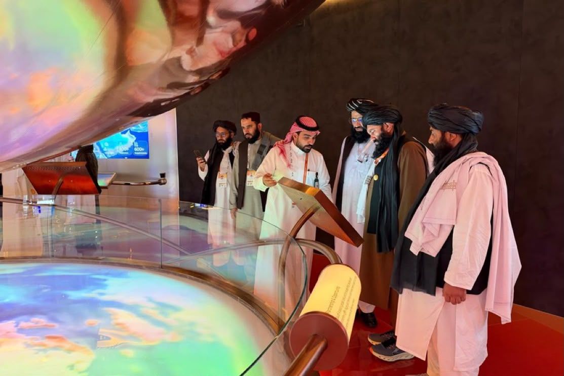 د طالبانو د اوبو او انرژۍ وزیر په عربستان کې د انرژۍ له نړۍوال نندارتون څخه لیدنه کړې