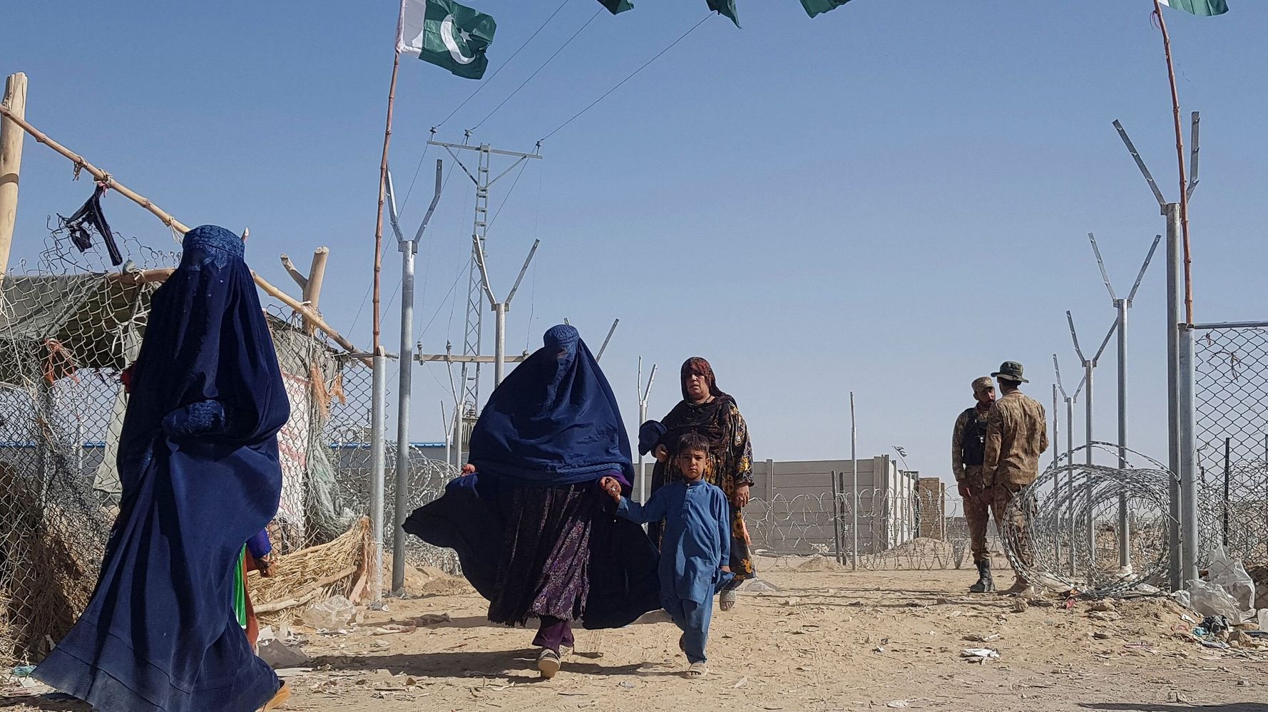 نخست‌وزیر پاکستان کمک بشردوستانه ۲۸ میلیون دالری به افغانستان را تصویب کرد