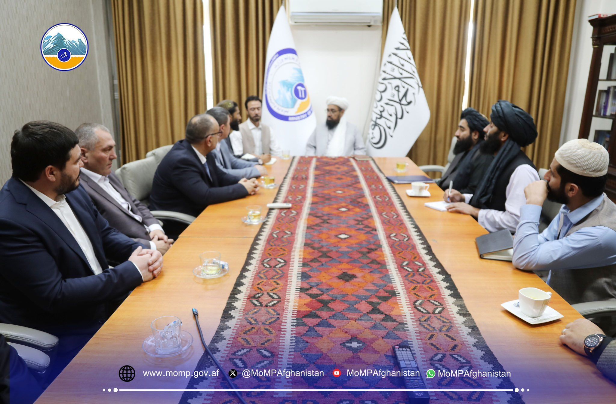 طالبان می‌گوید شرکت‌های روسی به استخراج زمرد افغانستان علاقه‌مند هستند