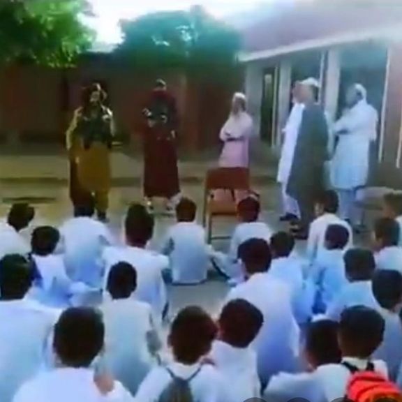 پاکستاني طالبانو د وزیرستان په شیوا سیمه کې «دولتي ښوونځي» تړلي