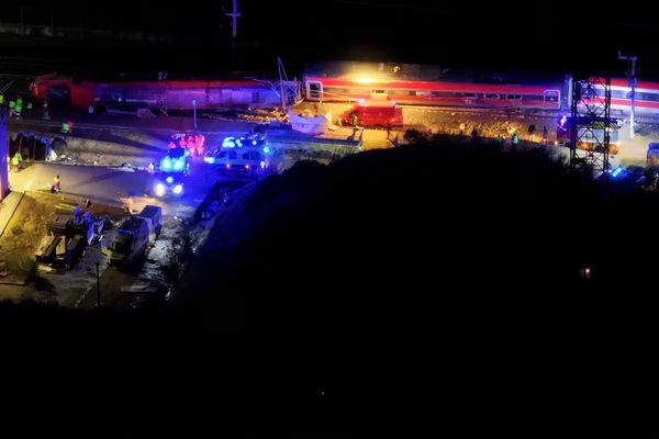 برخورد دو قطار سریعالسیر در اسپانیا دستکم ۲۱ کشته بر جا گذاشت