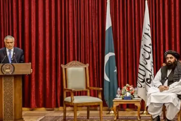 تحلیلي راپور: طالبان له پاکستان سره اړیکې د باور پر ځای د ګټو پر بنسټ تنظیموي