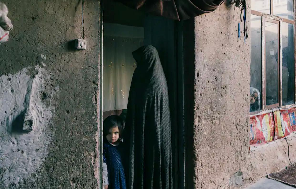 گزارش: فروش دختران خردسال برای ازدواج و فرزندخواندگی در افغانستان بیشتر شده است