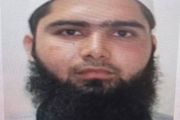 رحمت الله نبیل: د هند د سرې کلا د برید طراح د غزني په ګېرو ولسوالۍ کې پټ شوی