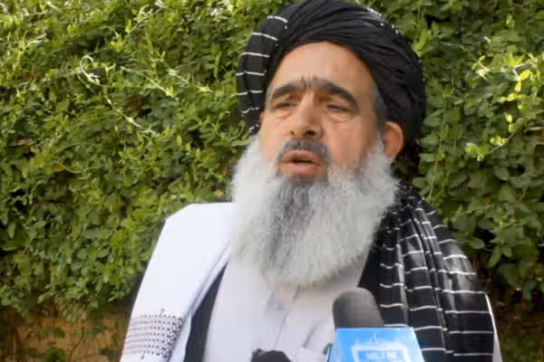 د طالبانو د عامې روغتیا وزیر وايي په افغانستان کې د پاکستاني درملو تشه ډکه شوې