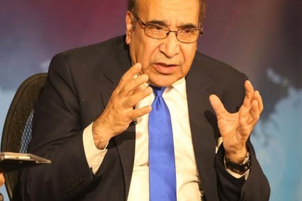 علی احمد جلالی: افغانستان به حکومت مشروع نیاز دارد