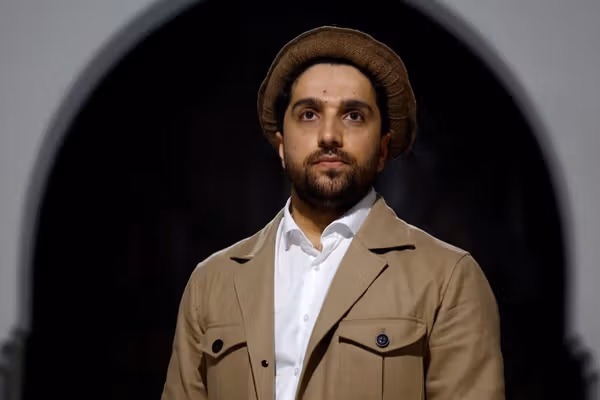 محادثات الاتحاد الأوروبي مع أحمد مسعود بشأن ترحيل المهاجرين "فاجأت طالبان"