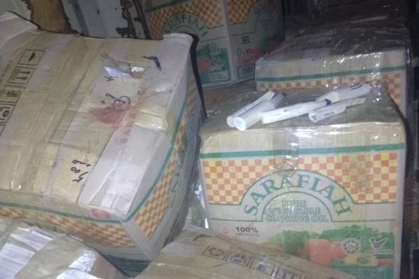 طالبانو په نیمروز کې د نشهيي توکو اړوند زرګونه وسایل نیولي