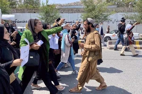 تأسيس "محكمة شعبية" للنساء الأفغانيات لمحاسبة طالبان دولياً