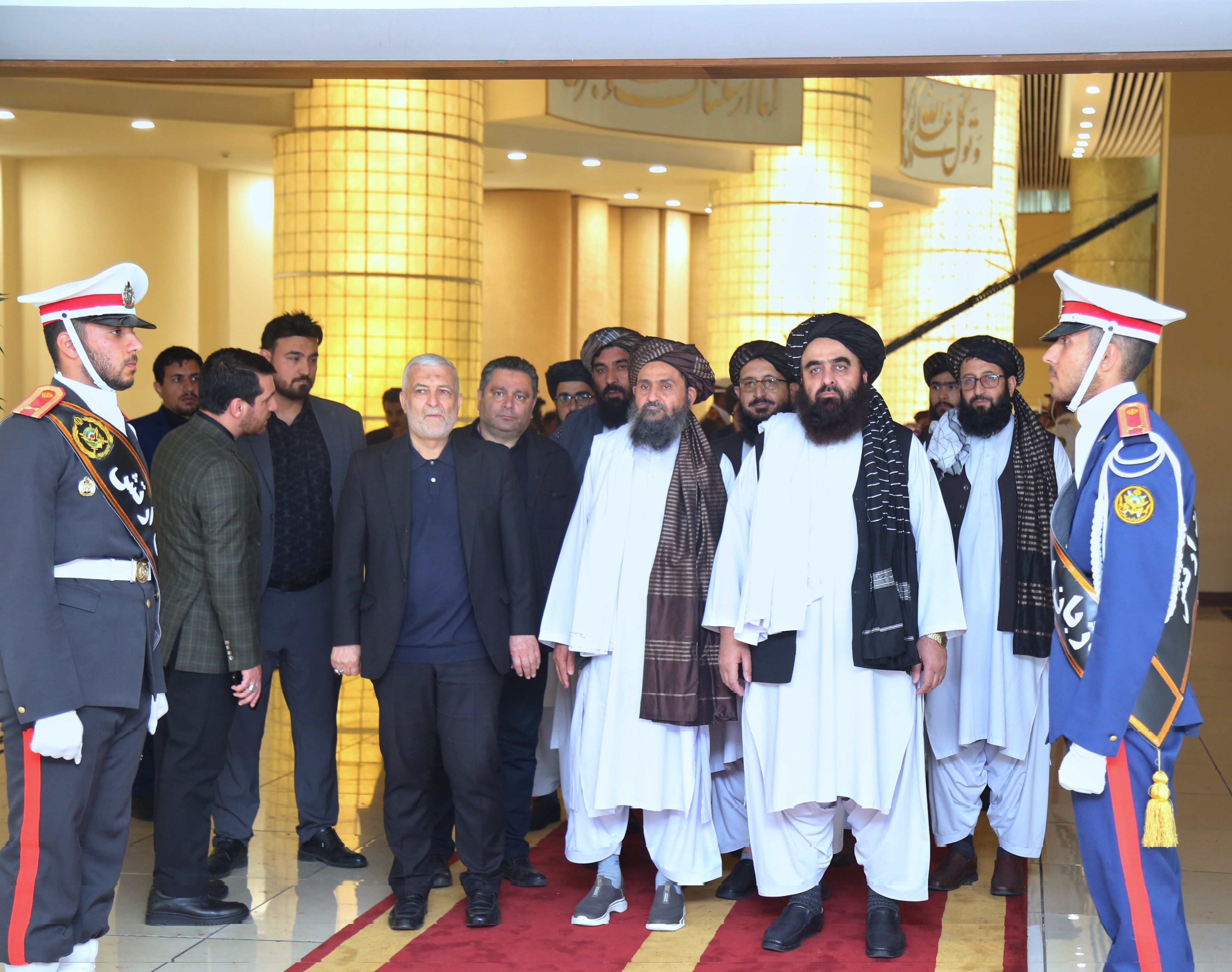 پایان سفر هیئت طالبان به تهران؛ خامنه‌ای با برادر و متقی دیدار نکرد