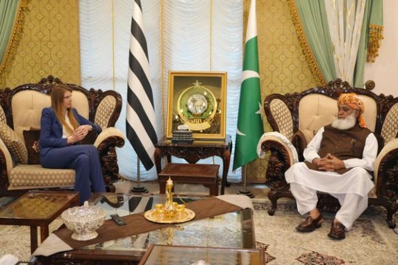 مولانا فضل الرحمان: مودي د خپل سیاست ساتلو لپاره ملتونه د جګړې اور ته بیایي