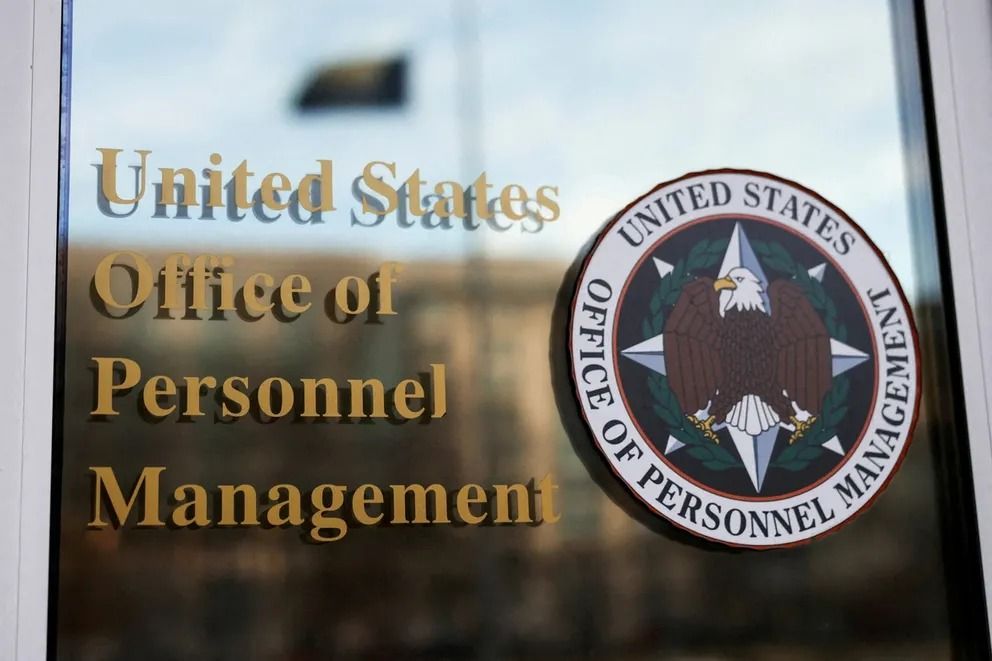 قاضی فدرال امریکا حکم بازگشت هزاران کارمند اخراج‌شده را صادر کرد