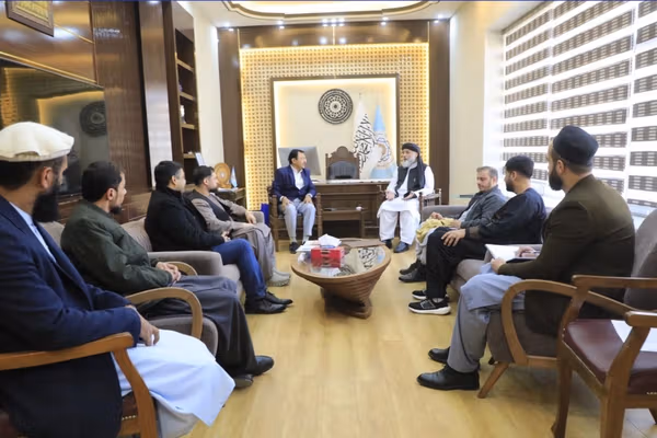 طالبانو له هندي پانګوالو سره د درملو سکټور په برخه کې د همکارۍ پراختیا په اړه خبرې کړي