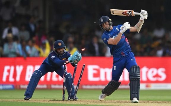 جام جهانی کریکت ٢٠٢٣؛ سریلانکا با تفاوت ٨ ویکت انگلستان را شکست داد