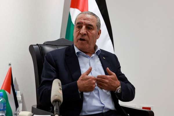 فلسطیني چارواکو د غزې اوربند د پیاوړتیا لپاره له ټرمپ سره همکارۍ ته تیاری ښودلی