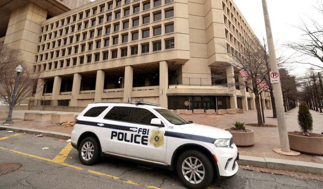 رویترز: اف‌بی‌آی شمار کارکنان دفتر مبارزه با تروریسم داخلی را  کاهش داده است