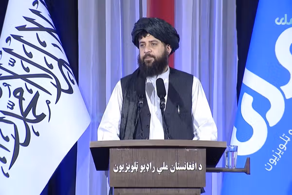 وزیر دفاع طالبان: کاری نکنید که مردم ما را دیوانه خطاب کنند