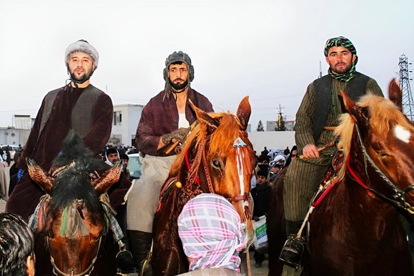 رقابت ١٧٠ چاپانداز در میدان بزکشی مقیمبای مزار شریف