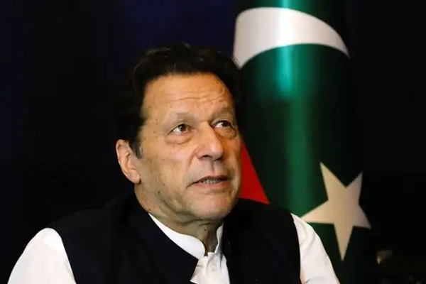 د پاکستان سترې محکمې د اډیاله زندان له ادارې د عمران خان د ملاقات په اړه بشپړ راپور غوښتی