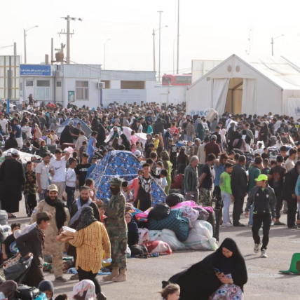 عدة منظمات دولية تعلّق أنشطتها على الحدود الأفغانية مع إيران