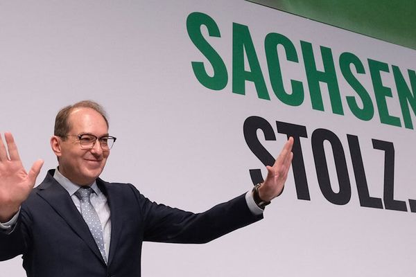 جرمني: له دې وروسته به «مجرم کډوال» په عادي الوتنو کې هم خپلو هېوادونو ته ولېږدول شي