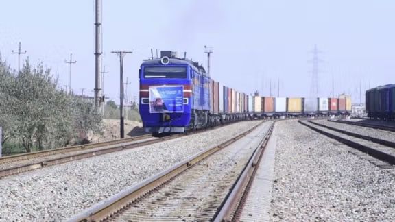 طالبان: تېره اوونۍ د اوسپنې پټلۍ له لارې څه باندې دوه سوه زره ټنه توکي لېږدول شوي دي