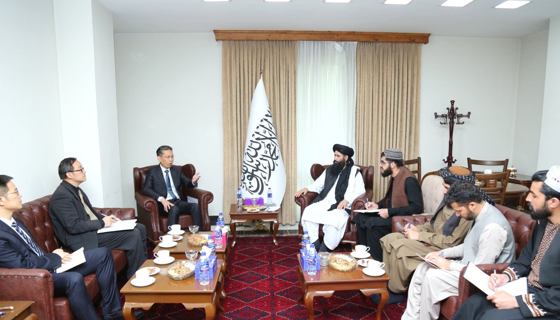 چین طالبانو ته د شانګهای په غونډه کې د ګډون بلنه ورکړې ده