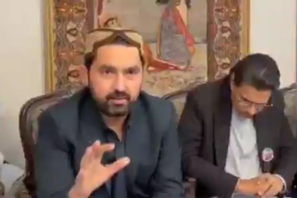 اپریدی: افغانستان له نورو هېوادونو سره هم پولې لري خو هغوی کله هم شکایت نه دی کړی
