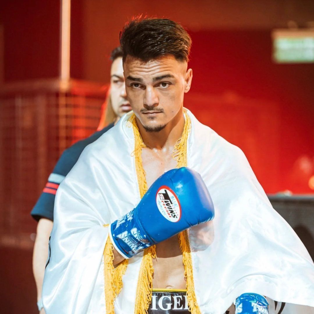 محمد زکریا زمانی مشت‌زن حرفه‌ای افغانستان مسئول فوتسال زون جنوب کابل شد