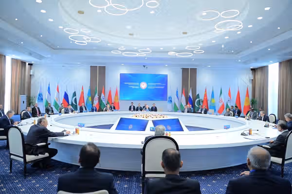 وزیران خارجه سازمان شانگهای درباره اوضاع افغانستان گفتوگو کردند