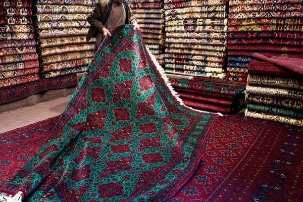افغانستان در صنعت فرش به «رقیب ایران» تبدیل شده است