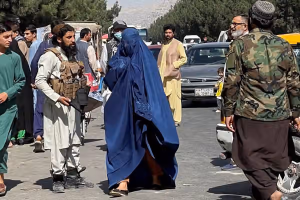 استرالیا "قاطعانه" پرونده طالبان را در دیوان بینالمللی دادگستری دنبال میکند