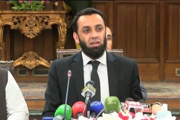 وزیر اطلاعات و رسانههای پاکستان: برای حفظ امنیت از هر گزینهای استفاده میکنیم