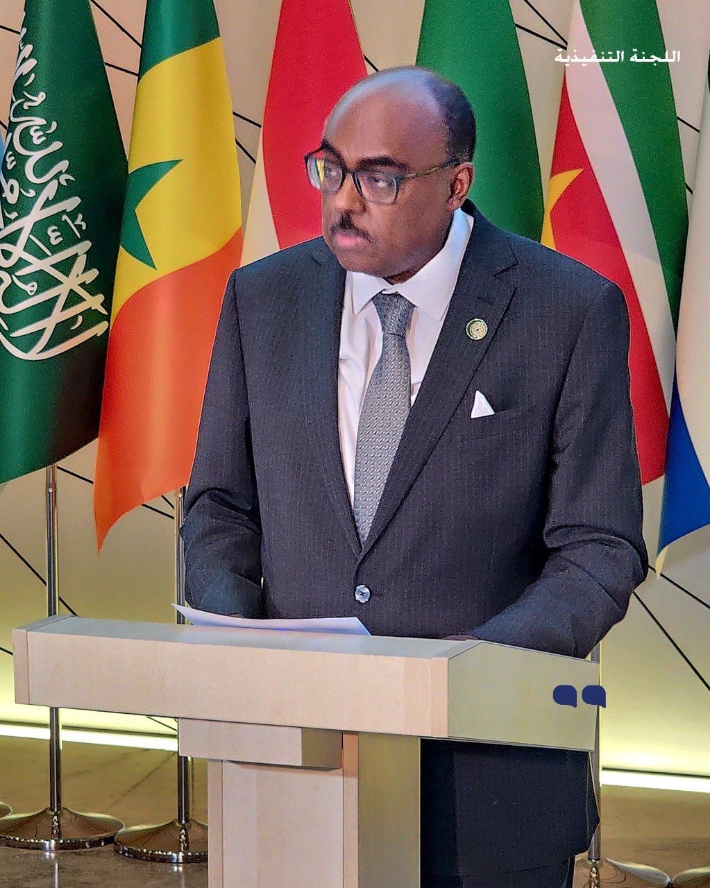 د اسلامي هېوادونو د کنفرانس استازي د افغانستان پر بانکونو د بندیزونو کمولو غوښتنه کړې