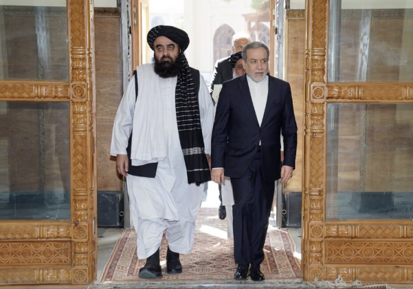 نائب وزير الخارجية الإيراني: السدود الأفغانية تمنع وصول المياه الكافية إلى إيران