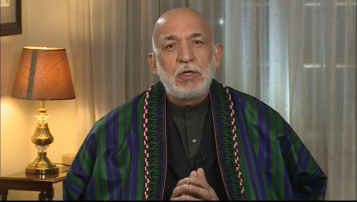 حامد کرزی: هیچ بهانه‌ای برای بسته‌ماندن مکاتب دختران در افغانستان قابل قبول نیست
