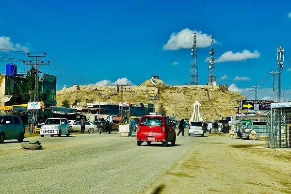 طالبانو په زابل کې د نجونو لپاره د یوناما په ملاتړ د کمپیوټر زده کړو ټولګی تړلی