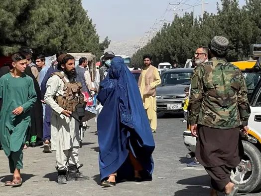 عفو بین‌الملل می‌گوید تبعیض سیستماتیک طالبان علیه زنان به مرحله «انسان‌زدایی» رسیده است