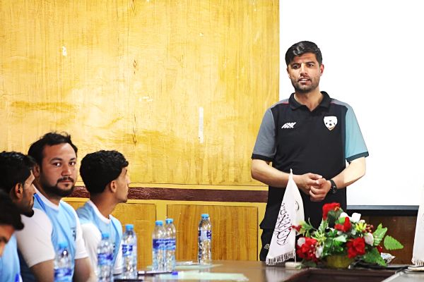 دوره آموزش مربیگری سطح «دی» فوتبال در ولایت قندز آغاز شد