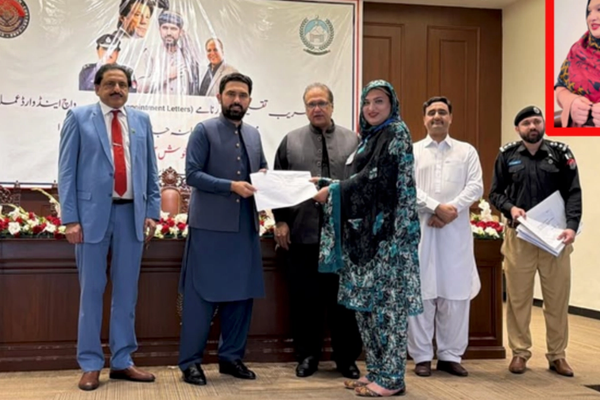 د پېښور مرکزي زندان کې د لومړي ځل لپاره دوه نرښځیان د بندیانو د څارونکو په توګه ټاکل شوي