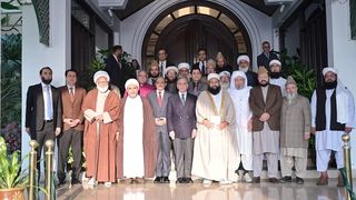 بستر مشترک و روش متضاد؛ ملاهای پاکستانی همکار سکولارها، شاگردان مخالف