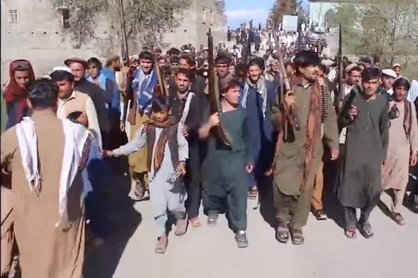 طالبان در خوست راهپیمایی مسلحانه علیه پاکستان راهاندازی کردند