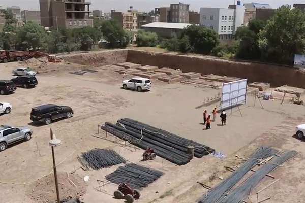 یک بازرگان افغان شفاخانه ۴۰۰ بستر ویژه کودکان در هرات میسازد