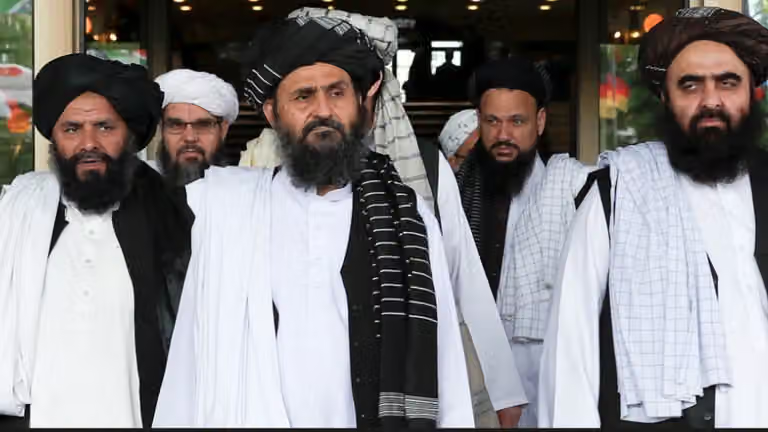 مستشارة سابقة للناتو: حكم طالبان يقوم على رؤية زعيم الحركة والولاء الشخصي له