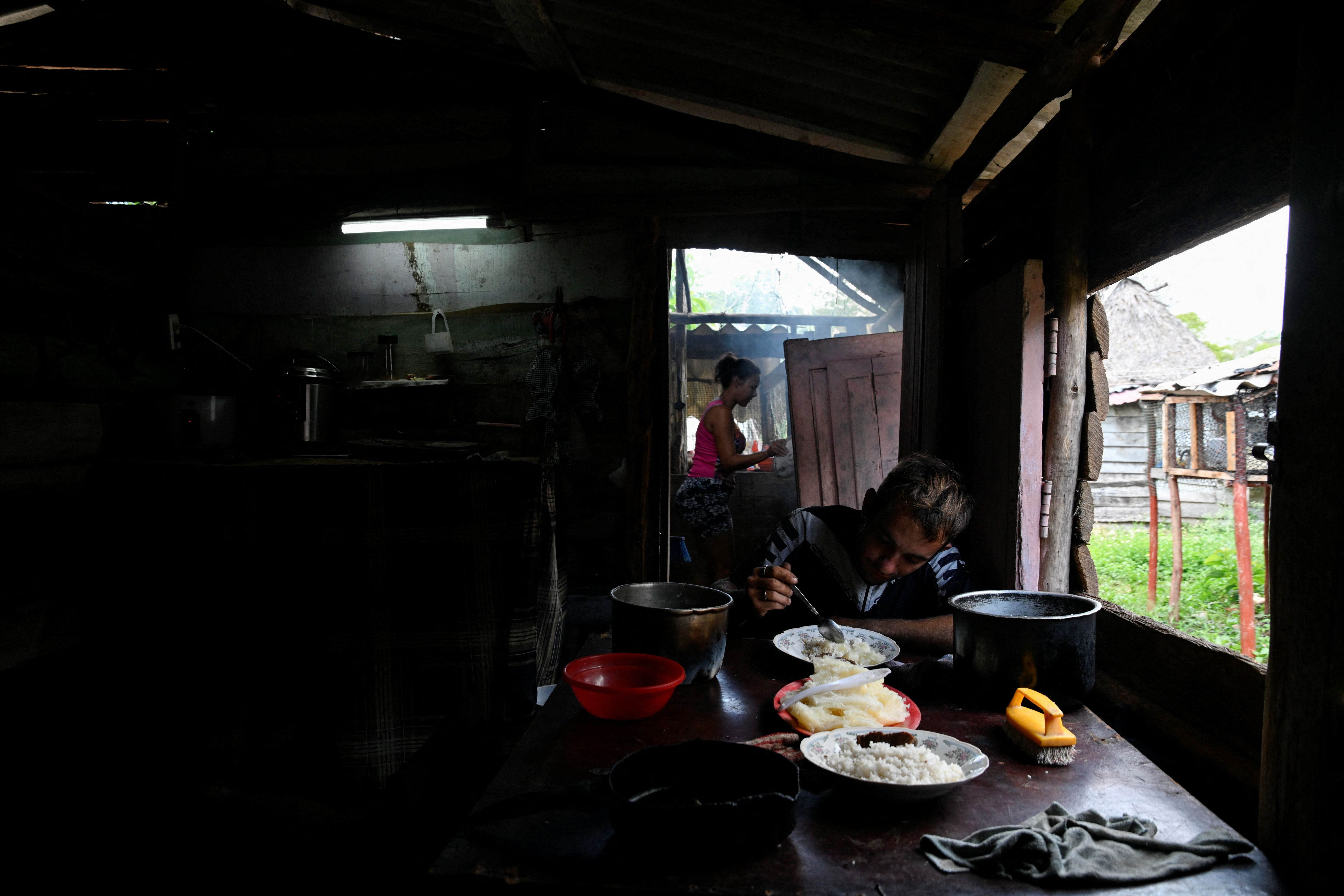 نفت روسیه اندکی فشار امریکا را از شانه‌های کوبا کم کرده است